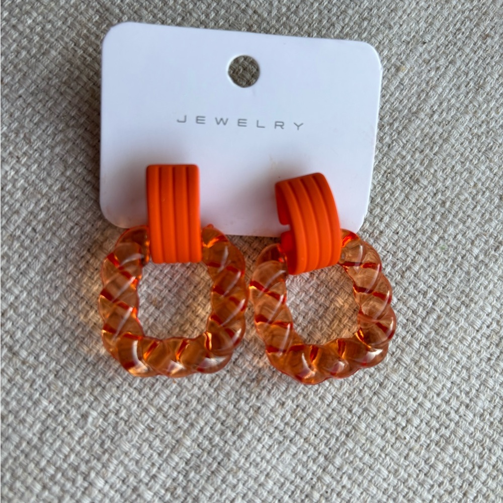 NWT orange resin braided hoop earrings